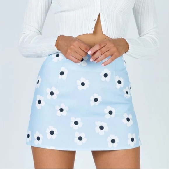 Princess Polly Dresses & Skirts - Princess Polly Shelly Mini Skirt- Blue Floral Size 2